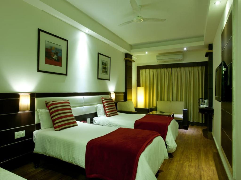 Surya Royal Hotel Kota  Luaran gambar