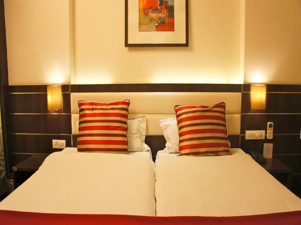 Surya Royal Hotel Kota  Luaran gambar