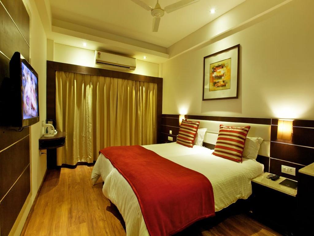 Surya Royal Hotel Kota  Luaran gambar